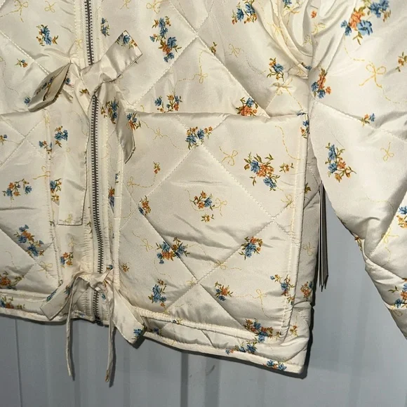No Boundaries Floral Quilted Bow Jacket Cottagecore Coquette Cropped Puffer NWT - Picture 5 of 11